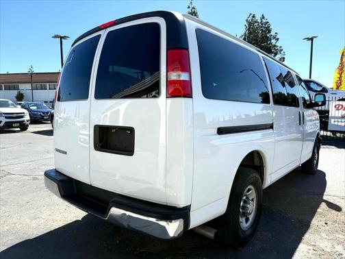 2018 Chevrolet Express 3500 LT