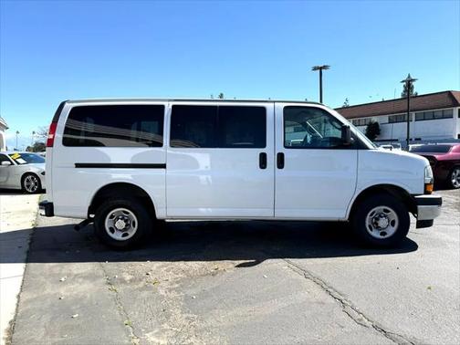 2018 Chevrolet Express 3500 LT