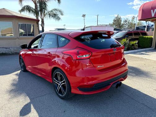2016 Ford Focus ST Base