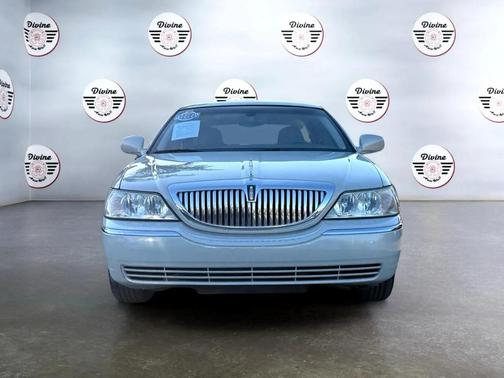2007 Lincoln Town Car Signature