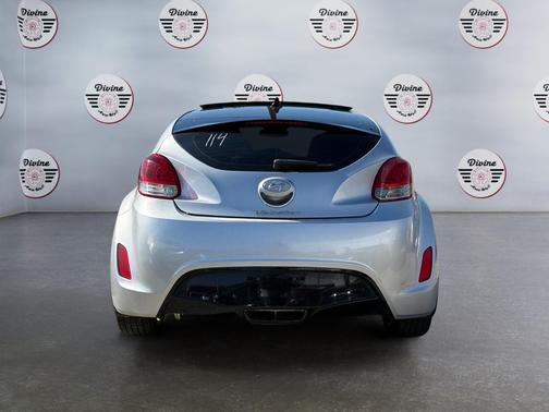 2013 Hyundai Veloster Base