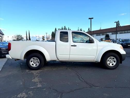 2016 Nissan Frontier S