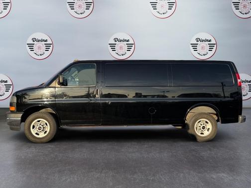 2023 GMC Savana 3500 RWD 3500 Extended Wheelbase Work Van