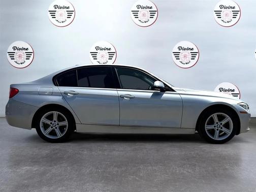 2015 BMW 328 4dr Sdn 328i RWD