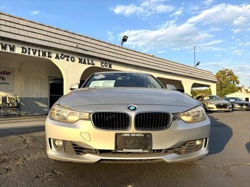 2015 BMW 328 4dr Sdn 328i RWD