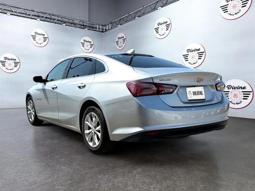 2021 Chevrolet Malibu FWD LT