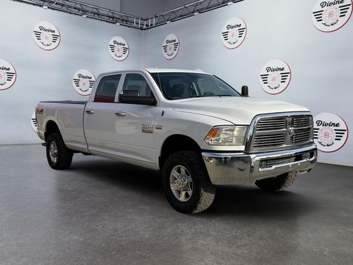 2018 RAM 2500 Tradesman Crew Cab 4x4 8' Box