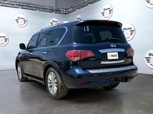 2017 INFINITI QX80 Base