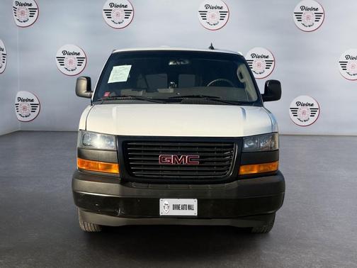 2021 GMC Savana 2500 Work Van