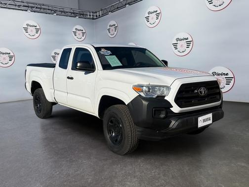 2017 Toyota Tacoma SR5