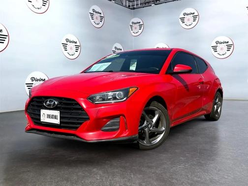 2020 Hyundai Veloster 2