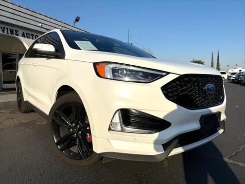 2020 Ford Edge ST
