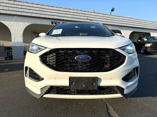 2020 Ford Edge ST