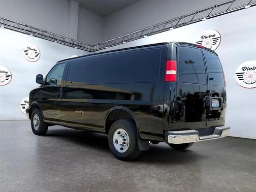 2015 Chevrolet Express 2500 Work Van