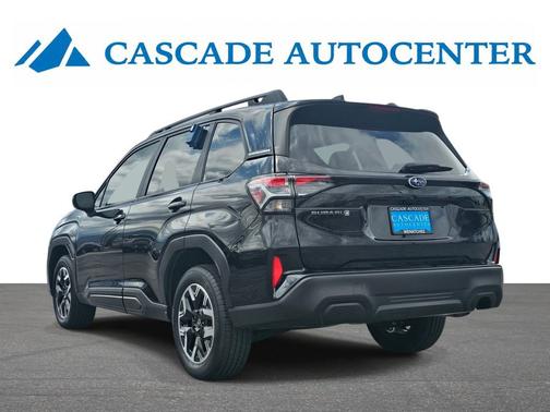 Crystal Black Silica 2025 Subaru Forester Premium