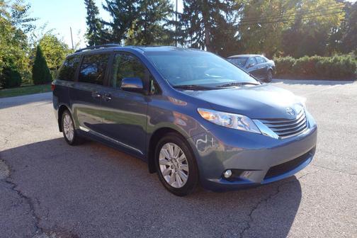 2015 Toyota Sienna XLE Premium
