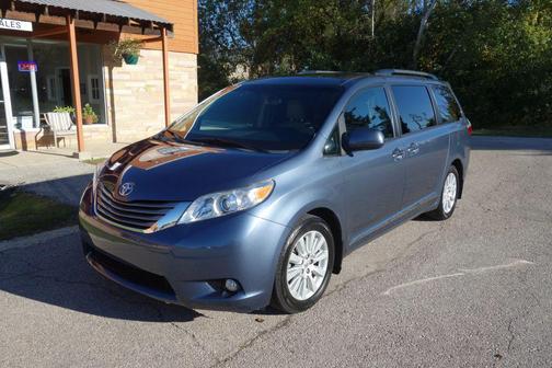 2015 Toyota Sienna XLE Premium