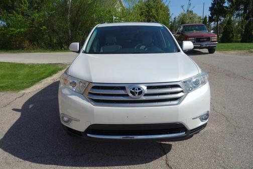 Blizzard Pearl 2012 Toyota Highlander Limited