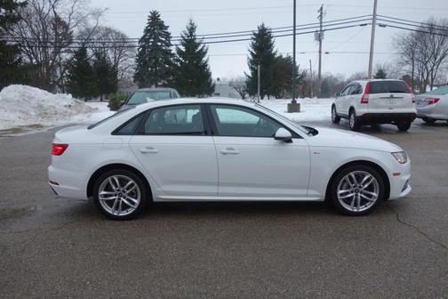2017 Audi A4 Season of Audi Premium