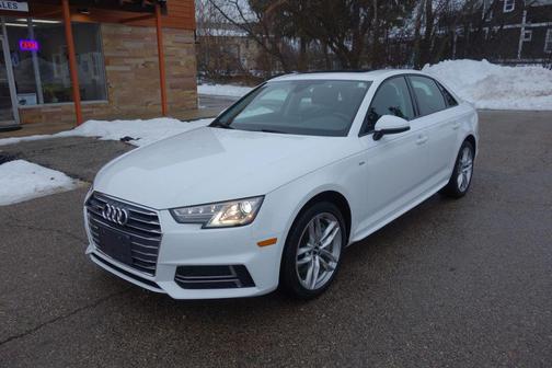 2017 Audi A4 Season of Audi Premium