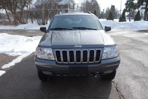 2002 Jeep Grand Cherokee Sport