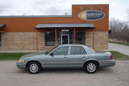 2005 Ford Crown Victoria LX