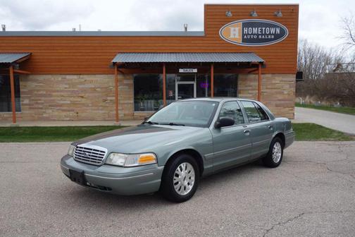 2005 Ford Crown Victoria LX