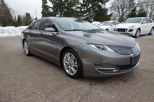 2014 Lincoln MKZ Hybrid Base