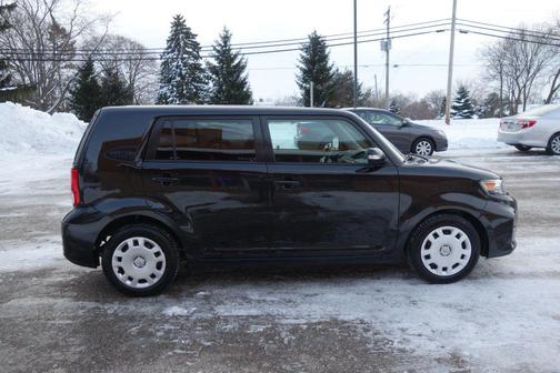 2012 Scion xB Release Series 9.0