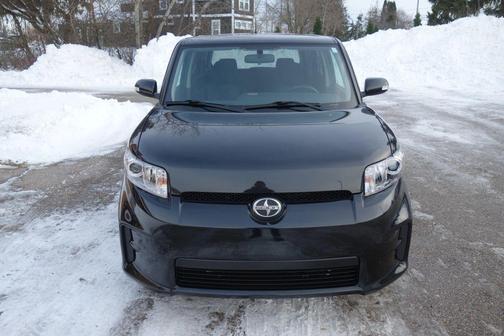 2012 Scion xB Release Series 9.0