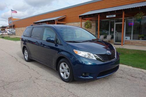 2012 Toyota Sienna LE
