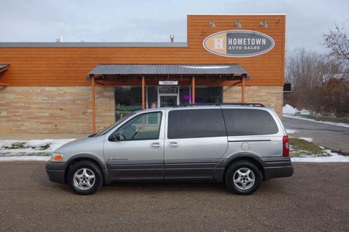 2002 Pontiac Montana M16 w/1SE Pkg.