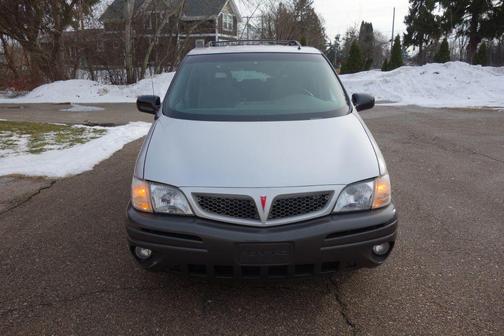 2002 Pontiac Montana M16 w/1SE Pkg.