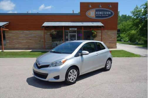 2012 Toyota Yaris L