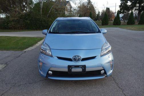 2012 Toyota Prius Plug-in Advanced