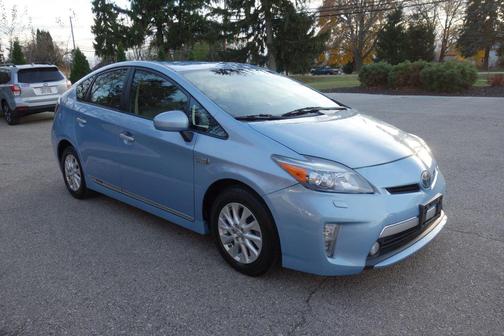 2012 Toyota Prius Plug-in Advanced