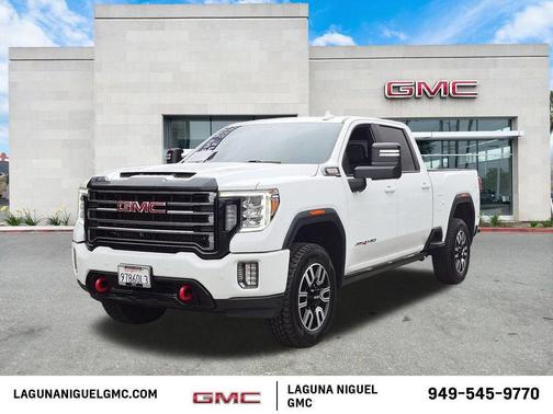 Summit White 2022 GMC Sierra 2500 AT4
