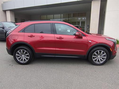 2023 Cadillac XT4 Sport