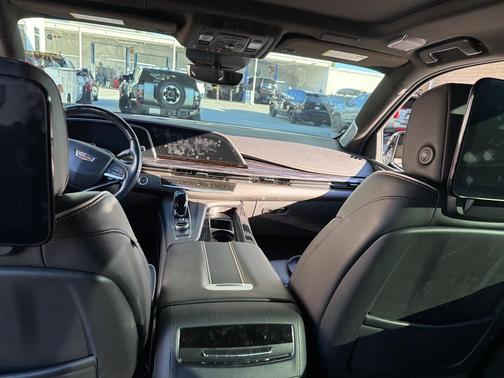 2021 Cadillac Escalade ESV Sport