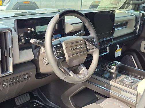 Void Black 2026 GMC HUMMER EV SUV 2X