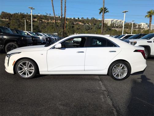 2024 Cadillac CT4 Luxury