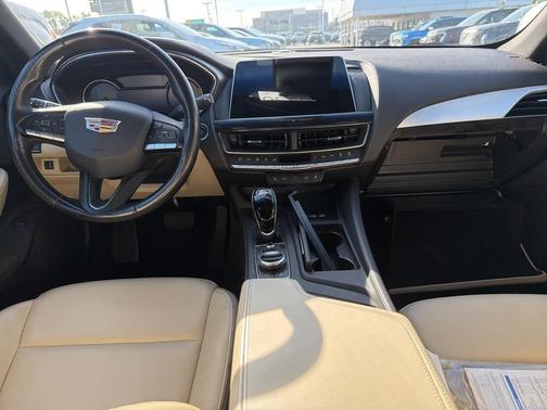 2023 Cadillac CT5 Luxury