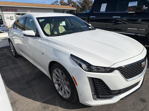 2023 Cadillac CT5 Luxury