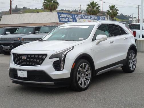 2022 Cadillac XT4 Premium Luxury