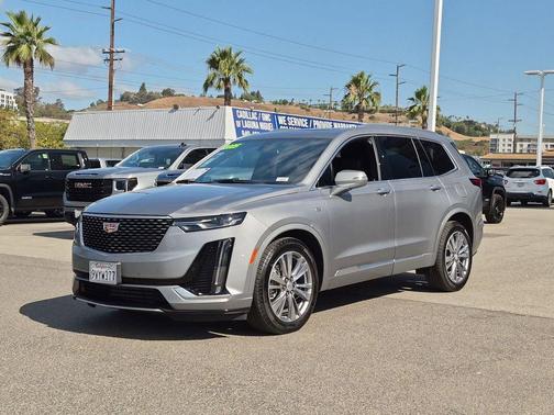Argent Silver Metallic 2025 Cadillac XT6 Premium Luxury FWD