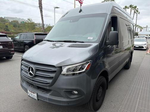 2023 Mercedes-Benz Sprinter 2500 Standard Roof