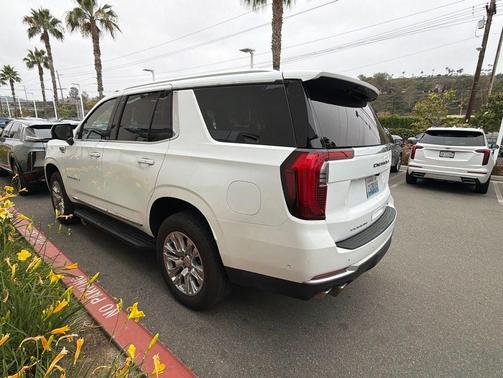 Summit White 2025 GMC Yukon Denali