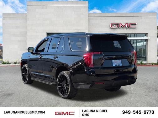 2022 GMC Yukon SLT