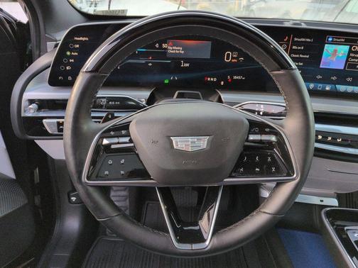 2024 Cadillac LYRIQ Sport