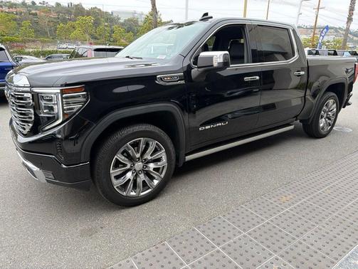 Onyx Black 2023 GMC Sierra 1500 Denali